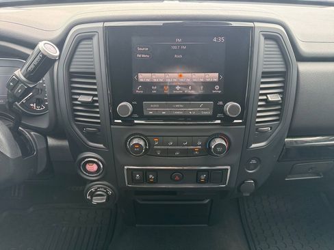 Used 2024 Nissan Titan SV AWD/4WD image 11