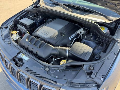 Used 2019 Jeep Grand Cherokee Limited X image 24