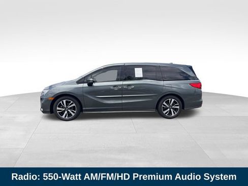 Used 2018 Honda Odyssey Elite image 2