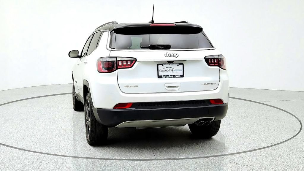Used 2022 Jeep Compass Limited w/ Sun and Sound Group AWD/4WD image 6