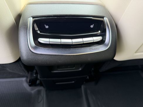 Used 2024 Cadillac XT6 Sport w/ LPO, Floor Liner Package AWD/4WD image 15