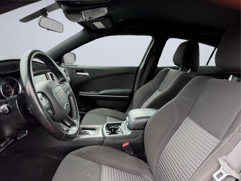 Used 2023 Dodge Charger SXT RWD image 14