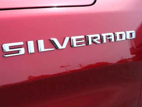Used 2022 Chevrolet Silverado 1500 LT w/ Safety Package AWD/4WD image 21