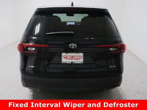 Used 2024 Toyota Grand Highlander XLE image 8