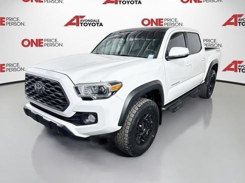 Certified 2021 Toyota Tacoma TRD Off-Road AWD/4WD image 4