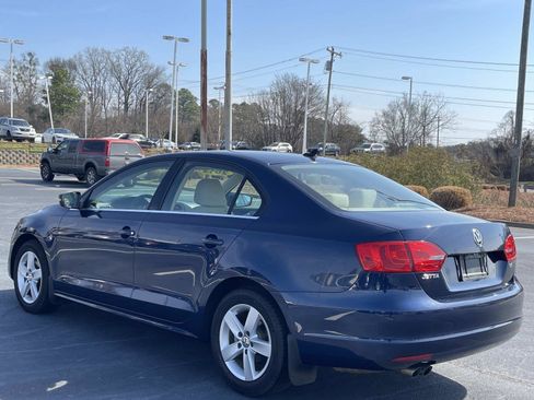 Used 2013 Volkswagen Jetta TDI image 5