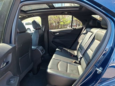 Used 2022 Chevrolet Equinox RS w/ RS Leather Package image 11