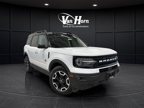 Used 2024 Ford Bronco Sport Outer Banks w/ Tech Package AWD/4WD image 1