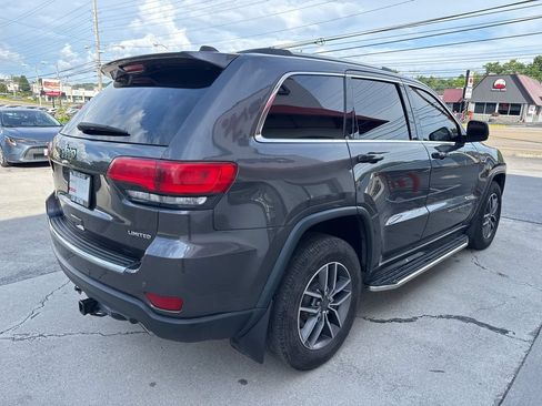 Used 2019 Jeep Grand Cherokee Limited AWD/4WD image 6
