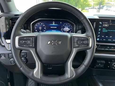 Used 2025 Chevrolet Silverado 1500 RST w/ Z71 Off-Road Package AWD/4WD image 14
