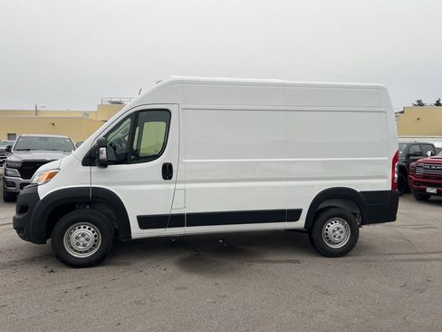 New 2026 RAM ProMaster 2500 image 4