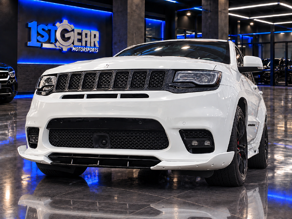 Used 2017 Jeep Grand Cherokee SRT AWD/4WD image 10