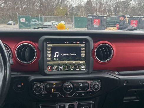 Used 2021 Jeep Wrangler Rubicon image 14