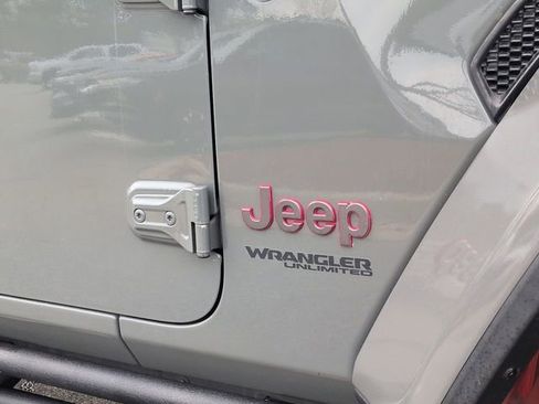 Certified 2019 Jeep Wrangler Unlimited Rubicon image 14