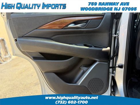 Used 2018 Cadillac Escalade Luxury AWD/4WD image 59
