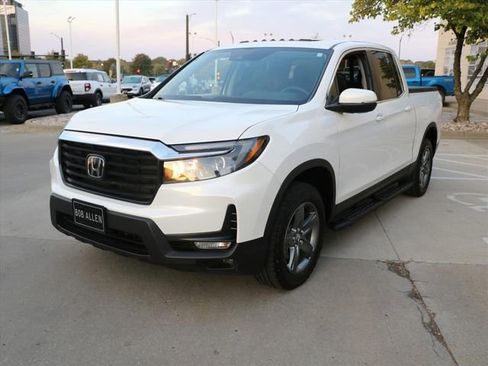 Used 2023 Honda Ridgeline RTL image 2