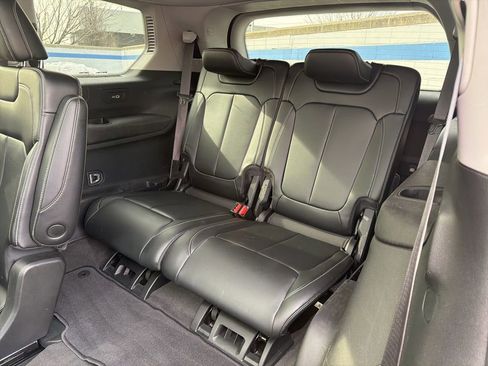 Used 2021 Jeep Grand Cherokee L Limited image 22