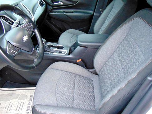 Used 2024 Chevrolet Equinox LT image 21