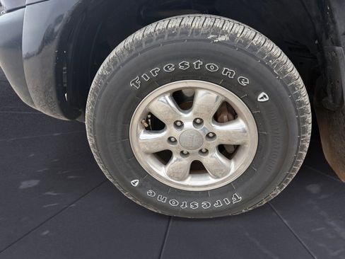 Used 2008 Toyota Tacoma PreRunner image 14