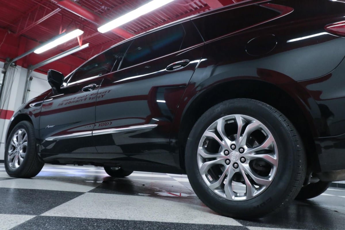 Used 2021 Buick Enclave Avenir FWD image 38