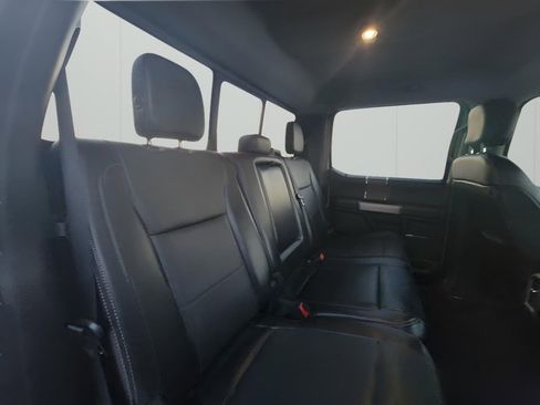 Used 2018 Ford F250 Lariat w/ Chrome Package image 30