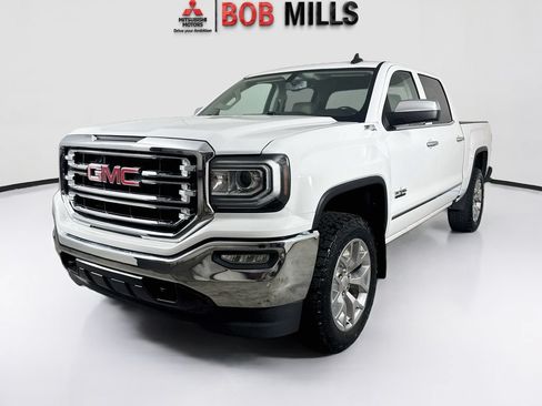 Used 2018 GMC Sierra 1500 SLT w/ Texas SLT Premium Package AWD/4WD image 3