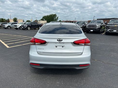 Used 2017 Kia Forte LX w/ LX Popular Package FWD image 10