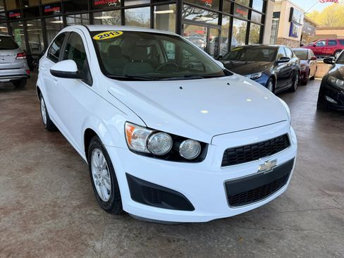 Used 2013 Chevrolet Sonic LT FWD image 1