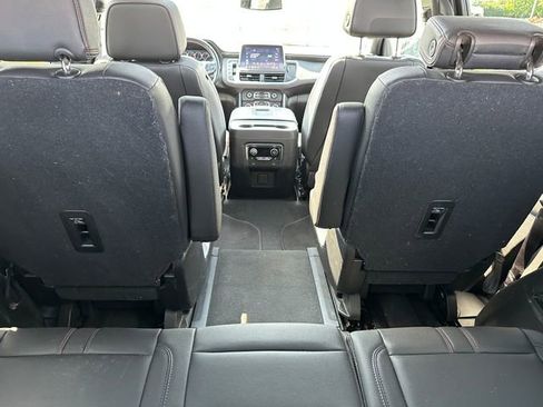 Used 2021 Chevrolet Tahoe RST image 13