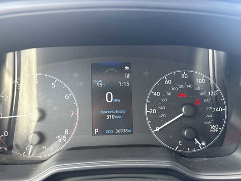 Used 2023 Toyota Corolla LE image 11