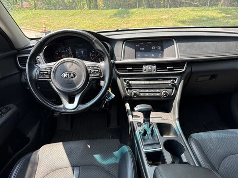 Used 2018 Kia Optima S w/ Panoramic Sunroof Package FWD image 22