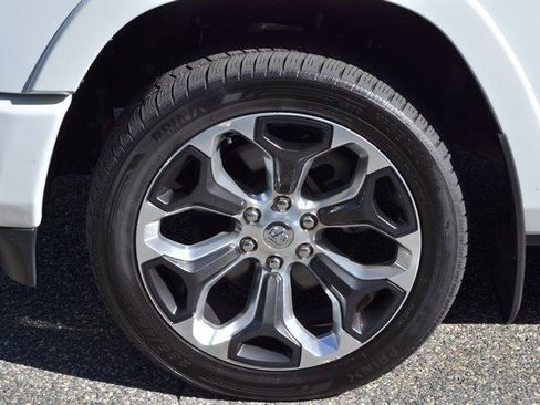 Used 2022 RAM 1500 Limited w/ Body Color Bumper Group image 13