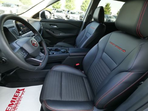Certified 2026 Nissan Rogue SV AWD/4WD image 25
