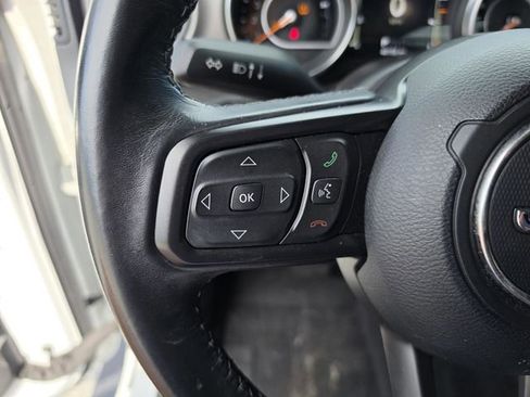 Used 2021 Jeep Gladiator Sport AWD/4WD image 29