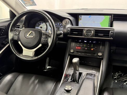 Used 2018 Lexus IS 300 AWD w/ Comfort Package image 21