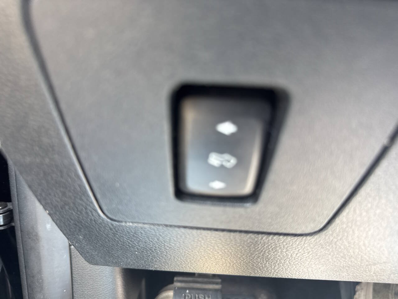 Used 2016 Ford F150 XLT w/ Equipment Group 302A Luxury AWD/4WD image 25