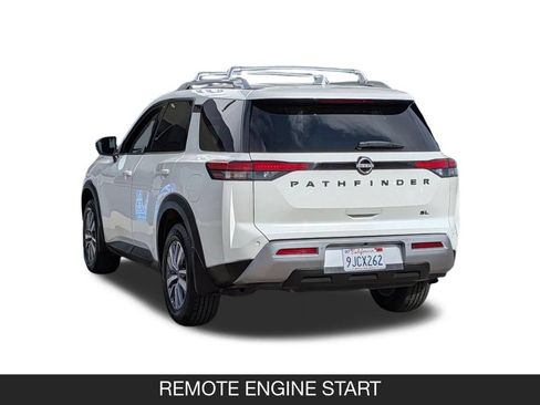Used 2023 Nissan Pathfinder SL w/ Black Appearance Package FWD image 7