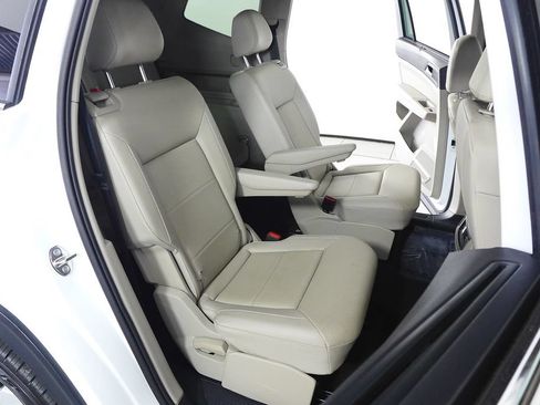 Used 2023 Volkswagen Atlas SE AWD/4WD image 19