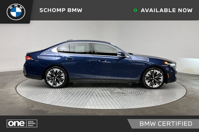Certified 2025 BMW 530i xDrive w/ Premium Package AWD/4WD image 1