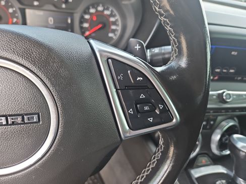 Used 2021 Chevrolet Camaro LT image 18