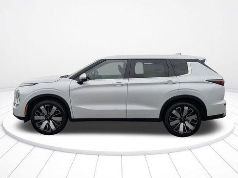 New 2026 Mitsubishi Outlander SE FWD image 6