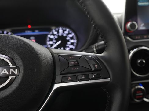 Used 2025 Nissan Sentra SV w/ All-Weather Package FWD image 25