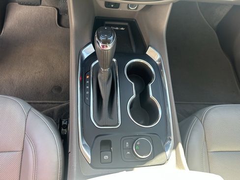 Used 2018 Chevrolet Traverse Premier w/ Driver Confidence II Package image 16