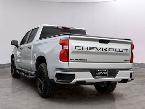 Used 2021 Chevrolet Silverado 1500 RST w/ Redline Edition AWD/4WD image 7