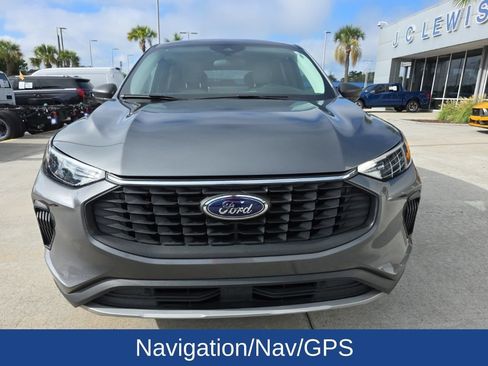 Used 2024 Ford Escape Active w/ Tech Pack #1 AWD/4WD image 3