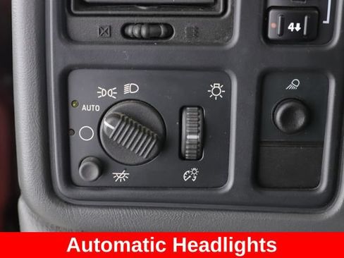 Used 2003 Chevrolet Silverado 2500 LS AWD/4WD image 4
