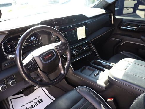 Used 2024 GMC Sierra 2500 AT4X AWD/4WD image 12