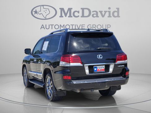 Used 2014 Lexus LX 570 4WD w/ Luxury Package image 4