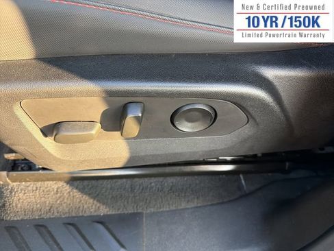 Used 2024 Chevrolet Colorado Z71 w/ Z71 Convenience Package 2 image 16