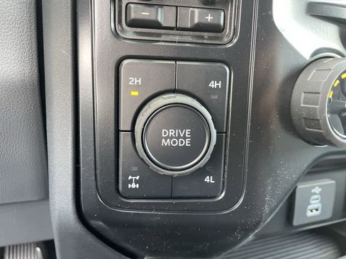 New 2026 Ford F250 XLT w/ XLT Premium Package AWD/4WD image 26